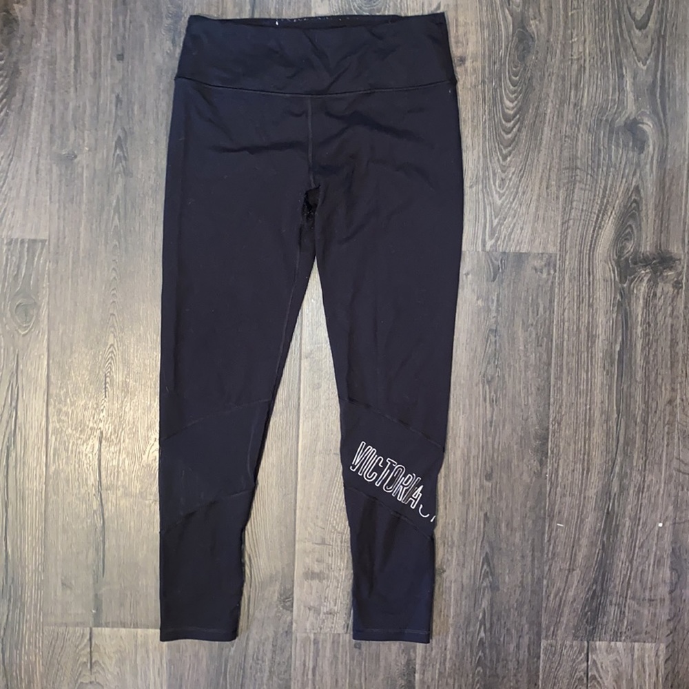 Victoria Sport- Knockout Black Leggings